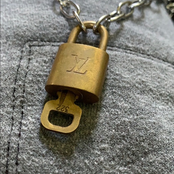 Louis Vuitton Vintage Padlock with chain - Picture 1 of 2
